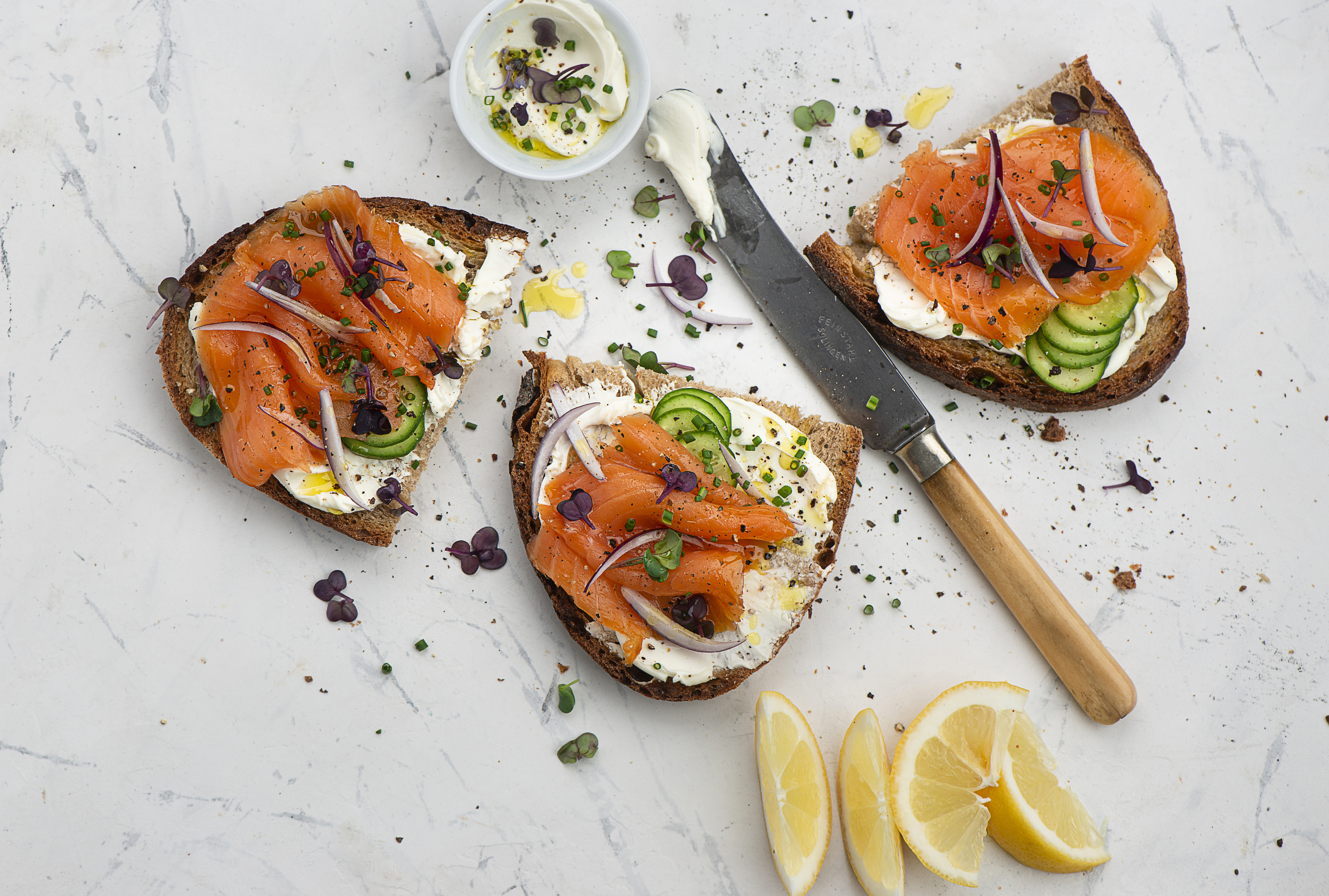 Sandwiches with cream cheese and smoked salmon